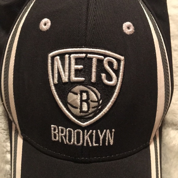 Brooklyn Nets Black Cap - Picture 3 of 3